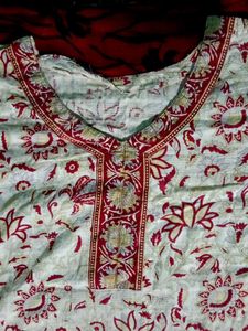 Women Knee Length Kurti(L) Size