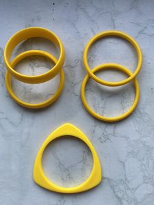 5 Piece Yellow Wrist Accesory - Bracelet