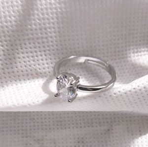 Elegant Silver Ring