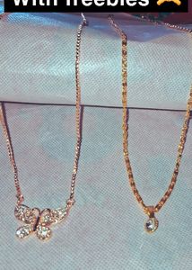 I&#39;m Selling Pair Of Chains For Girls And Women&#39;s