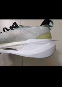 Solo Drift Running Shoes ⚡