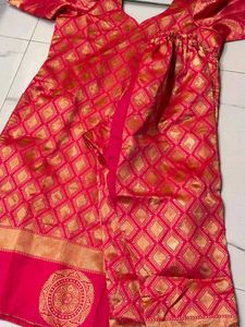 Magenta Pink&amp; Gold Brocade Kurti With Pant