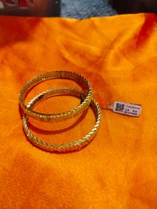 GOLD COVER BANGLE