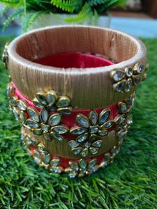 Beautiful Handmade Kundan Bangles
