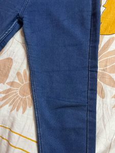 Combo Offer 🤩 Two Jeans and One Cargo Pants