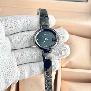 Gucci Classy Watches For Women Branded