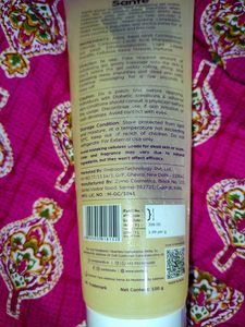 Sanfe Kesar Instant Glow Exfoliating Gel