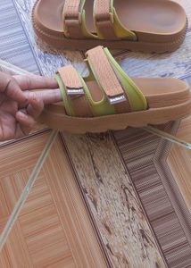 Sandal Type Footware