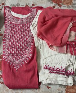 Elegant Pink Kurta Set