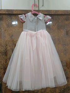 Reason For Selling Fitting Issue Baby Grown
