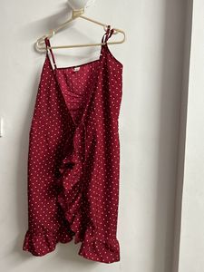 wraparound dress Maroon colour