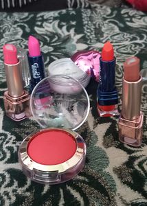 Big Combo 4 Lipstick 1 Blusher 1 Shiner