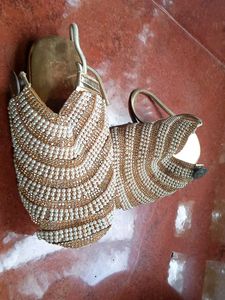 Elegant Pearl Embellished Flats