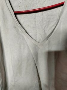 V Neck Top🌻