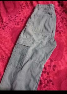 BEIGE AND OLIVE GREEN CARGOS (USED TWICE)