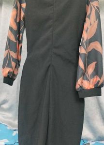 Elegant Black Sheath Dress