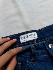 High-waisted Jeans