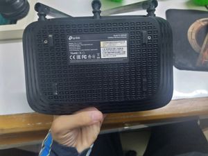 TP-link WIFI ROUTER