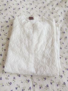 Elegant White Embroidered Kurta