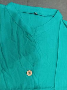 Elegant Green Kurta with Pocket.