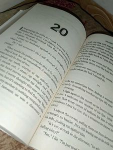 Verity by Colleen Hoover