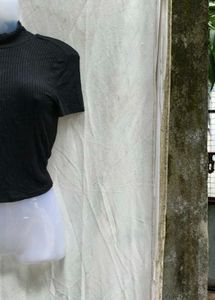 SEXY BACK CROP TOP