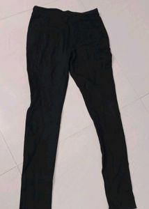 Black jeggings