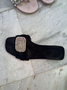 Combo Stud Flip Flop