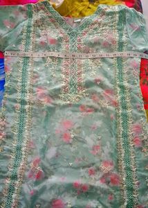 Festive Wear Pakistani Suit