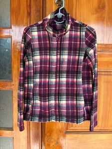 Uniqlo lightweight fleece jacket