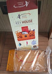 Key Holder - House Shaped Wooden Decor