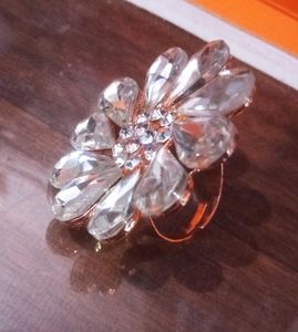 Alert !! Sparkling ADJUSTABLE Flower RING💍