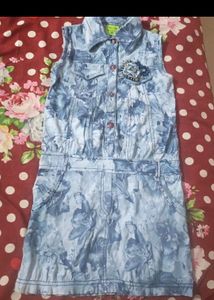 Free Gift And Branded Dresses For Girl