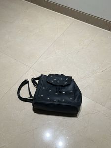 Reduced Price Lovely black Ruck Sack bag