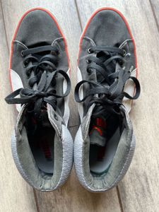 Cool PUMA Sneakers