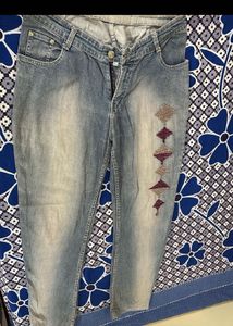 Combo Of 2 Branded Jeans And 1 Camisole