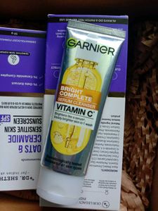 Garnier Vitamin C Serum Cleanser