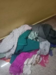 Old Clothes More Than 100 Dresses