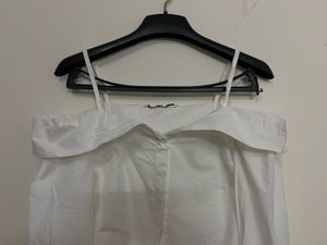 Off-Shoulder White Shirt – Zara