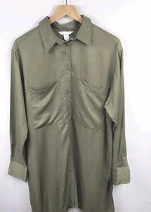 H&amp;M Satin Button-Down Shirt 💚