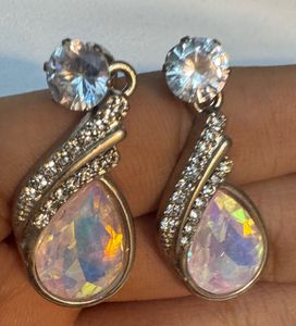 Elegant Teardrop Dangle Earrings