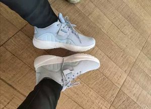 Shoe
