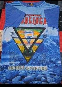 2 Set Of T Shirts