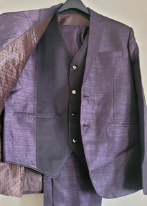 Last Price 3 Piece Suit