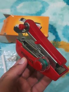 mini handheld sewing machine