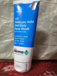Derma Co Salicylic Face Wash Gel