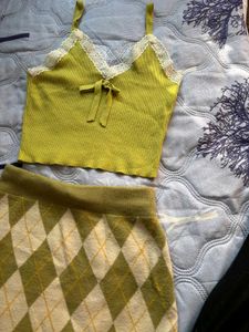 Set Of Skirt And Sleeveless Top