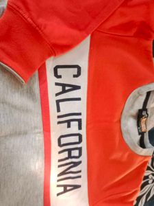 A Hoodie For 6-7 Years Boy