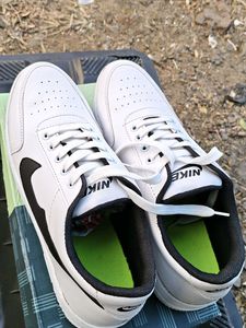 Nike White Casual Sneakers