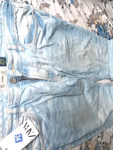 Zara Light Wash Jeans